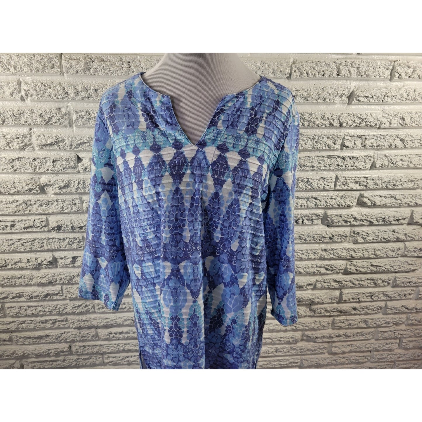 Coral Bay Womens Top Extra Large XL Tunic 3/4 Sleeve Blue Lightweight Pintuck