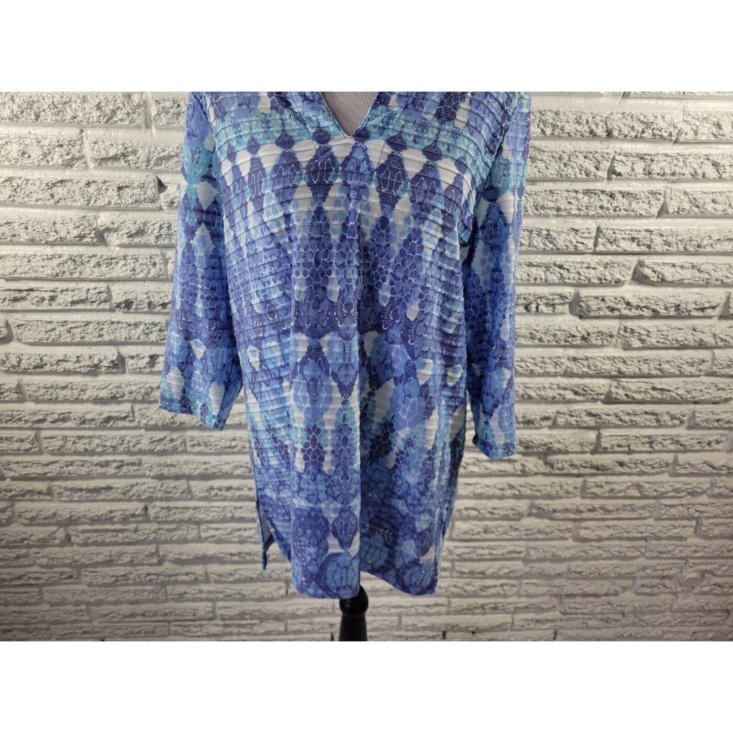 Coral Bay Womens Top Extra Large XL Tunic 3/4 Sleeve Blue Lightweight Pintuck