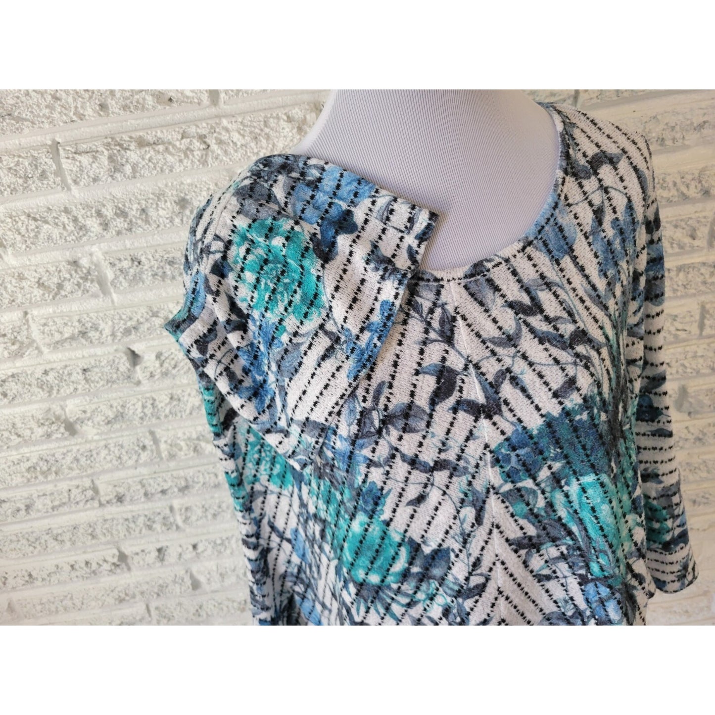 Avenue Womens Top 22 24 Plus 3/4 Bell Sleeve Knit Blue Floral Stripe Office