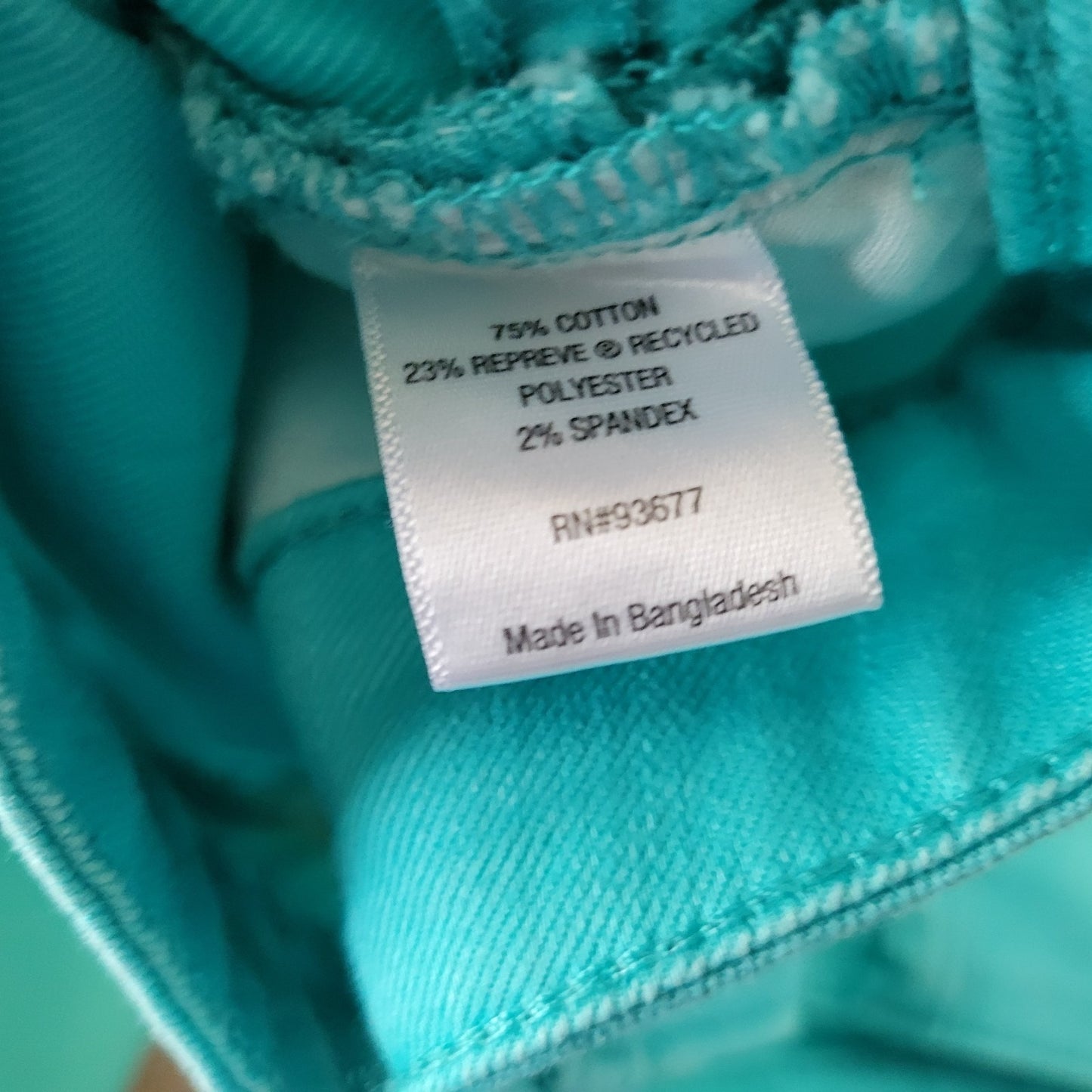 St Johns Bay Women Shorts 18 Plus Bermuda Blue Denim Zip Fly Cotton Blend Cuffed