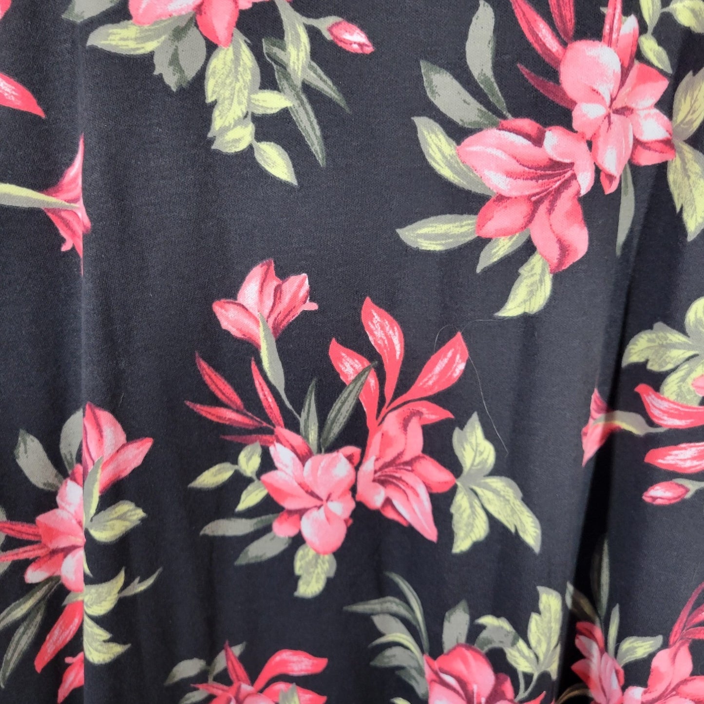 Karen Scott Women's 1X Plus Size Floral T-Shirt Dress Black Pink Knee Length