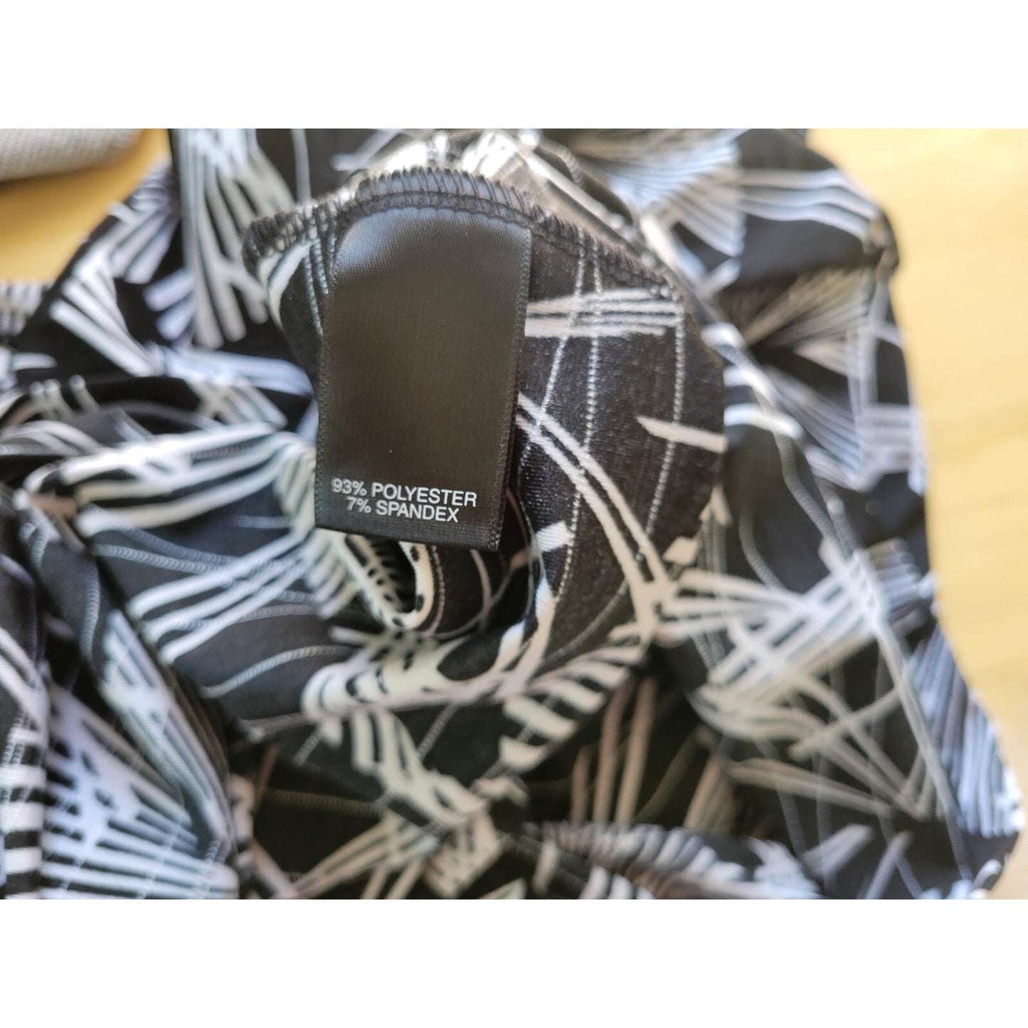 Avenue Womens Top 26 28 Plus Tunic Black Abstract Semi Sheer Silver Metallic