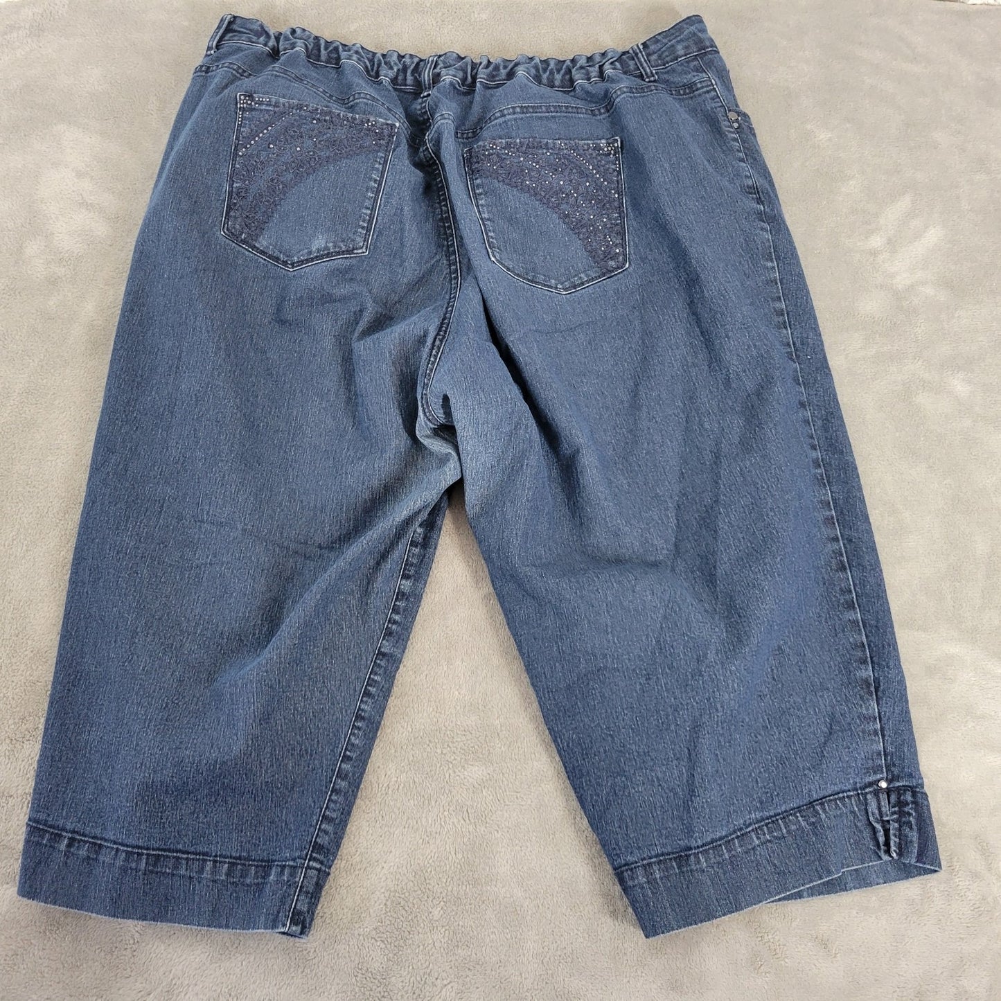 Gloria Vanderbilt Womens Jeans 22W Plus Capri Dark Blue Denim Zip Fly Studded