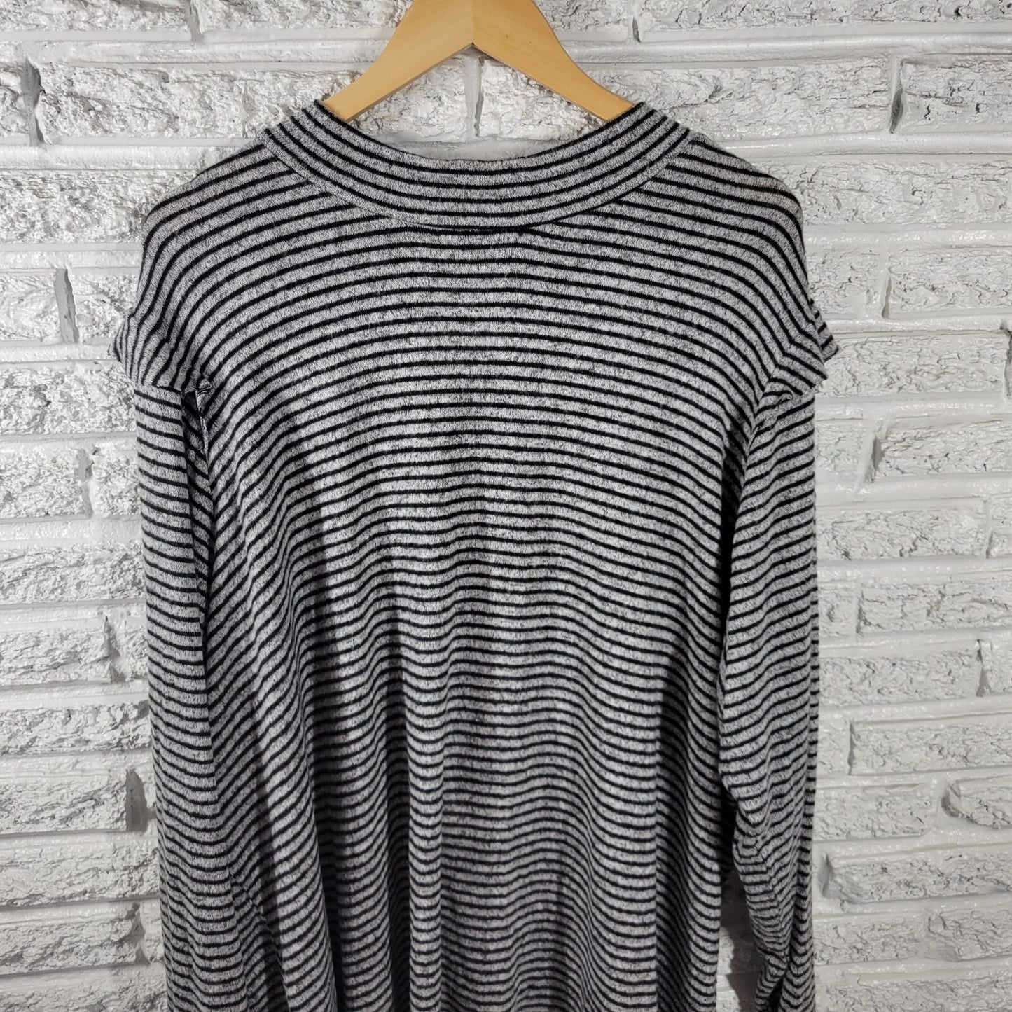 Lee Womens Top 3X Plus Tunic Long Sleeve Knit Gray Stripe Lightweight Casual