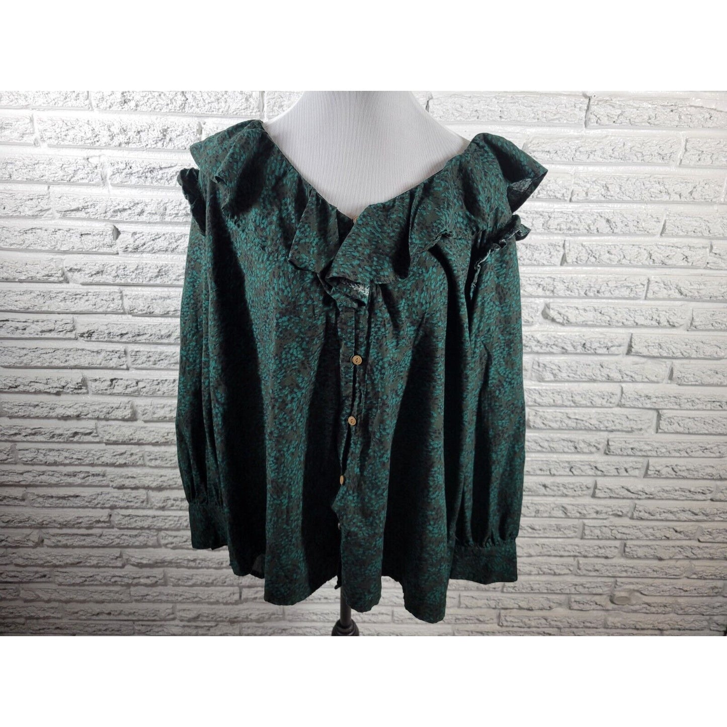 Terra Sky Women Top 1X Plus Long Sleeve Ruffle Collar Button Up Green Watercolor