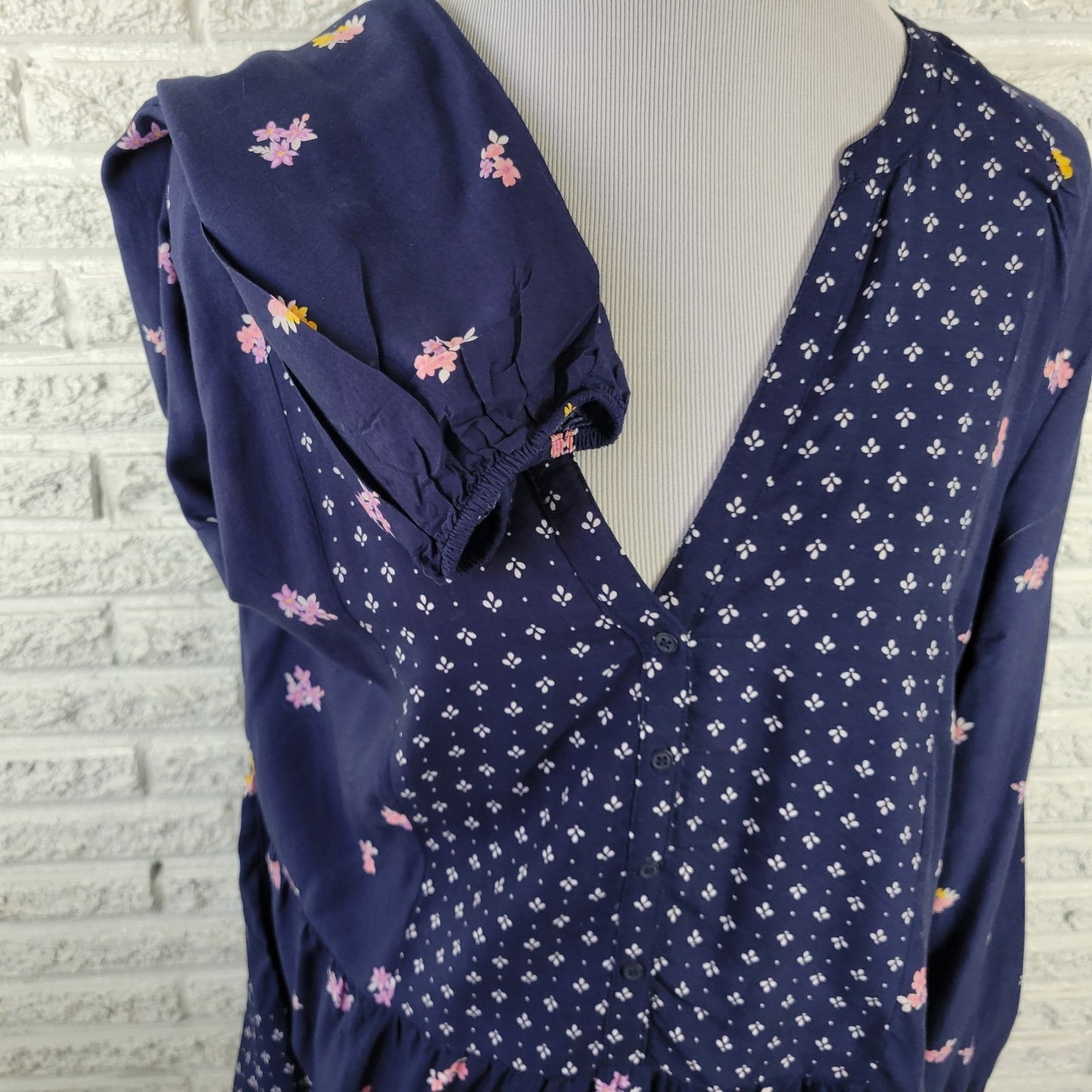 Old Navy Tunic XL Tall Blue Floral V-Neck Blouse Long Sleeve Modal Lightweight