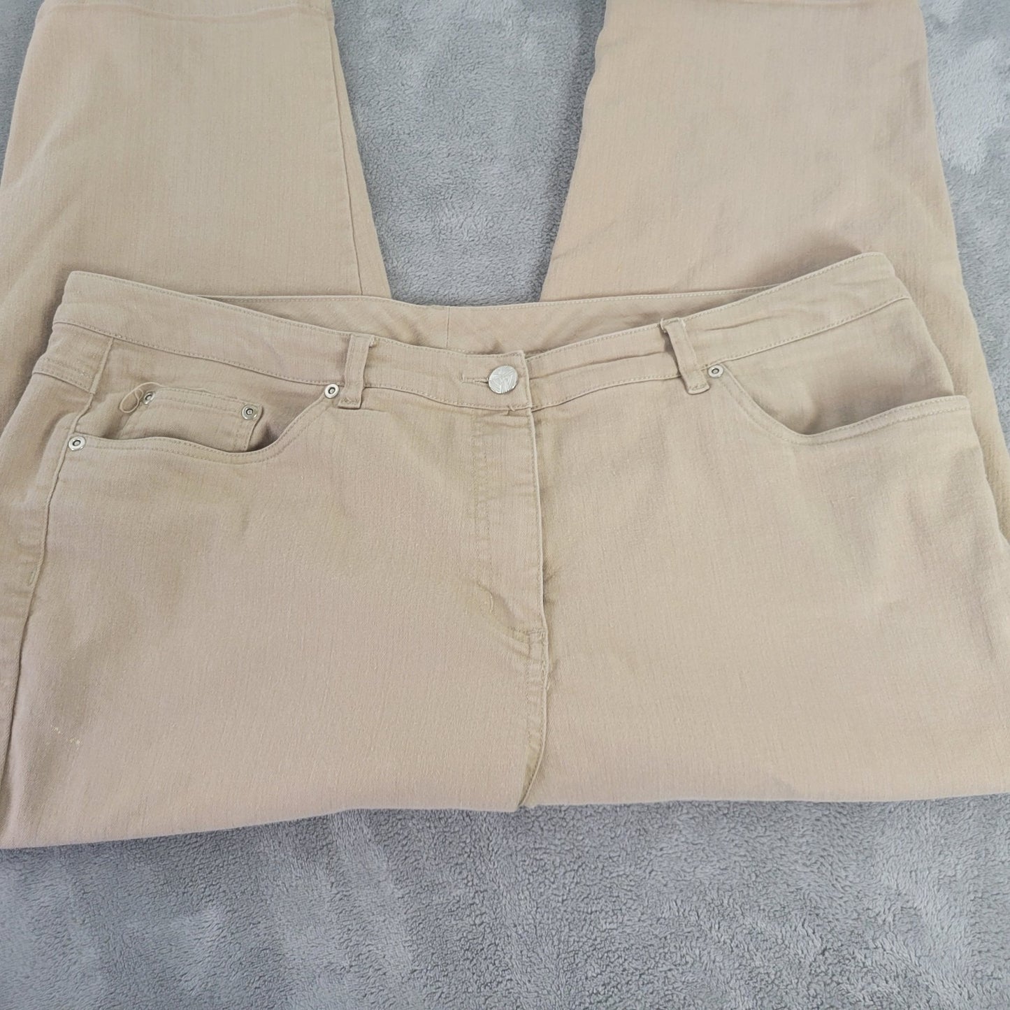 Ruby Rd Womens Jeans 18W Plus Capri Beige Zip Fly Embroidered Rhinestone Comfy