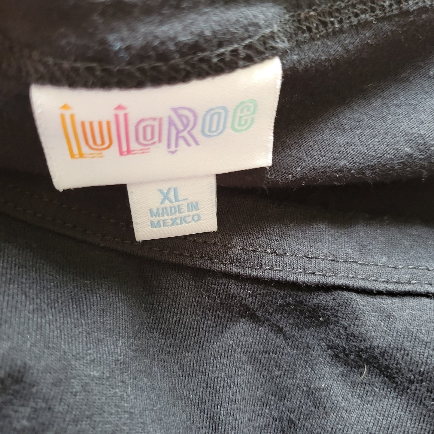 Lularoe Women Top Extra Large XL Tee Short Sleeve Black Cotton Blend Lightweight