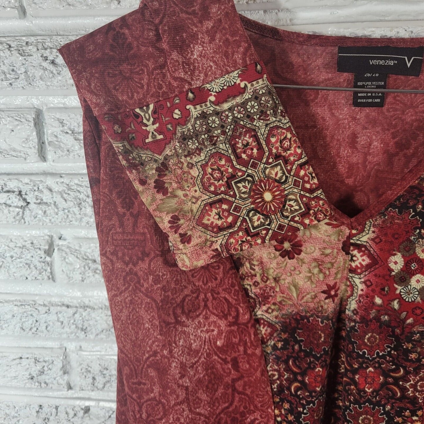 Venezia Womens Top 26 28 Plus Long Sleeve Red Floral Polyester Comfy Casual