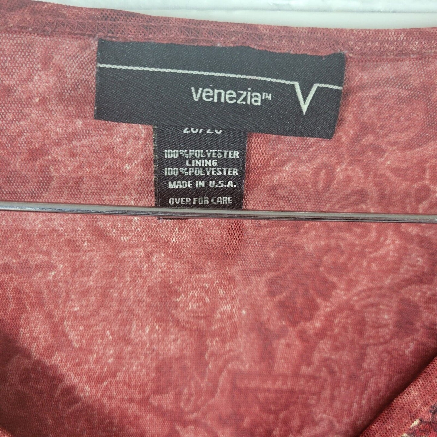 Venezia Womens Top 26 28 Plus Long Sleeve Red Floral Polyester Comfy Casual