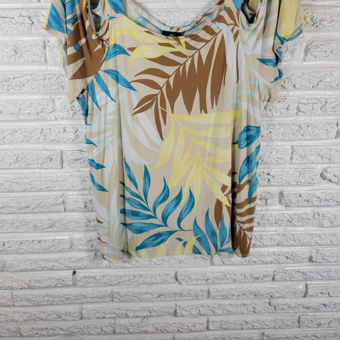 JM Collection 1X Blue Brown Yellow Floral Top Cold Shoulder Short Sleeve