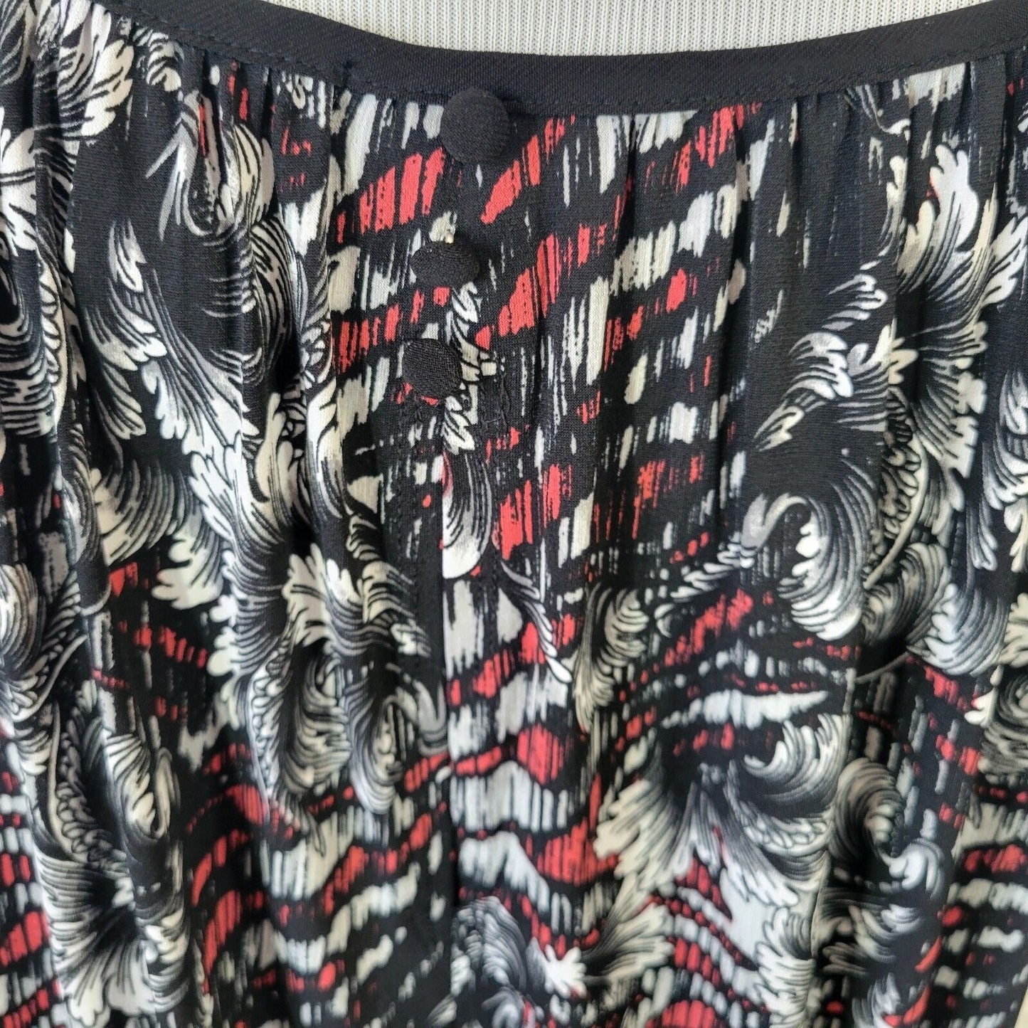 Cocomo Womens Top 1X Plus Dolman Sleeve Black Red Floral Poly Blend Keyhole Back