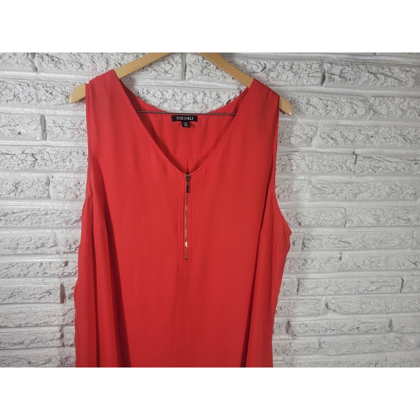 Roz Ali Womens Top 3X Plus Sleeveless Quarter Zip Red Polyester Career Casual