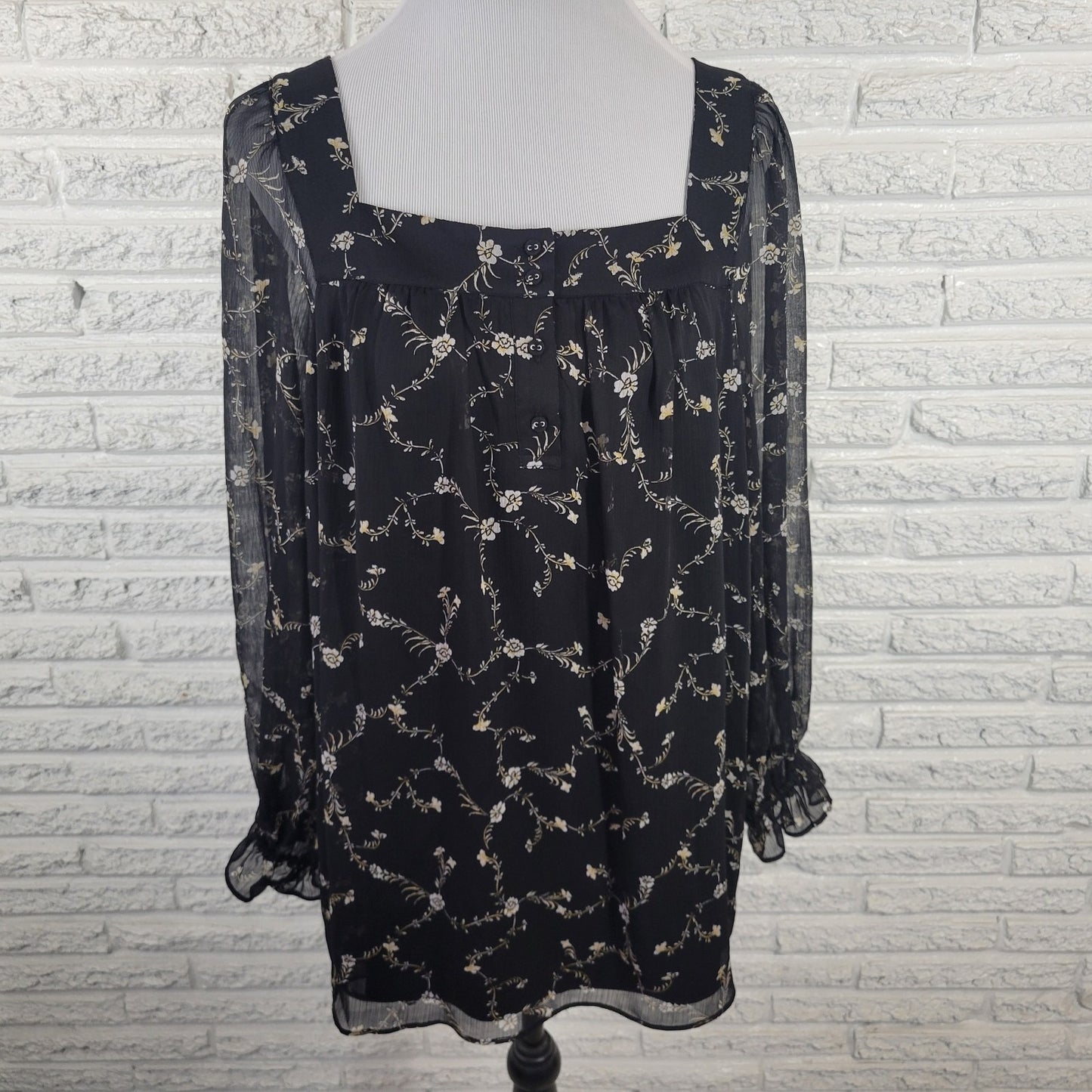Lauren Conrad Womens Top 2X Plus Tunic Sheer Sleeve Black Floral Lined Polyester