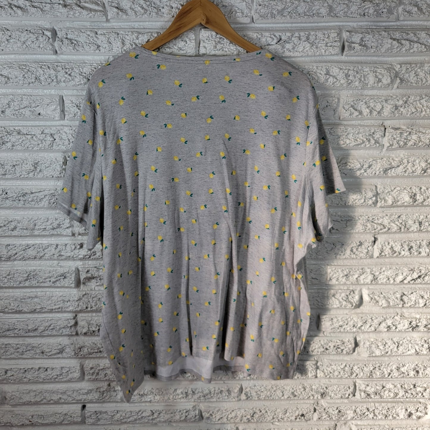 Croft Barrow Womens Top 3X Plus Tee Short Sleeve Yellow Gray Cotton Lemons
