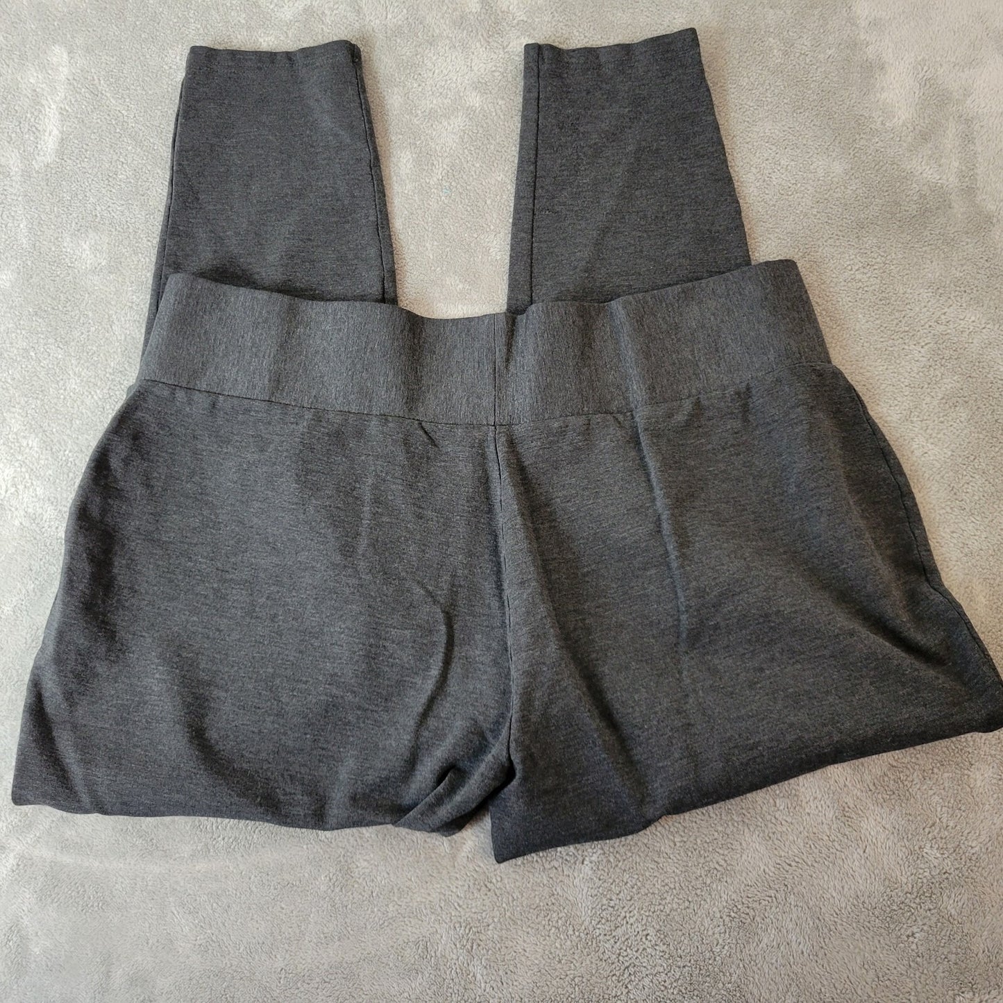 Tahari Womens Pants XXL Plus Capri Black Pull On Casual Nylon Rayon Spandex