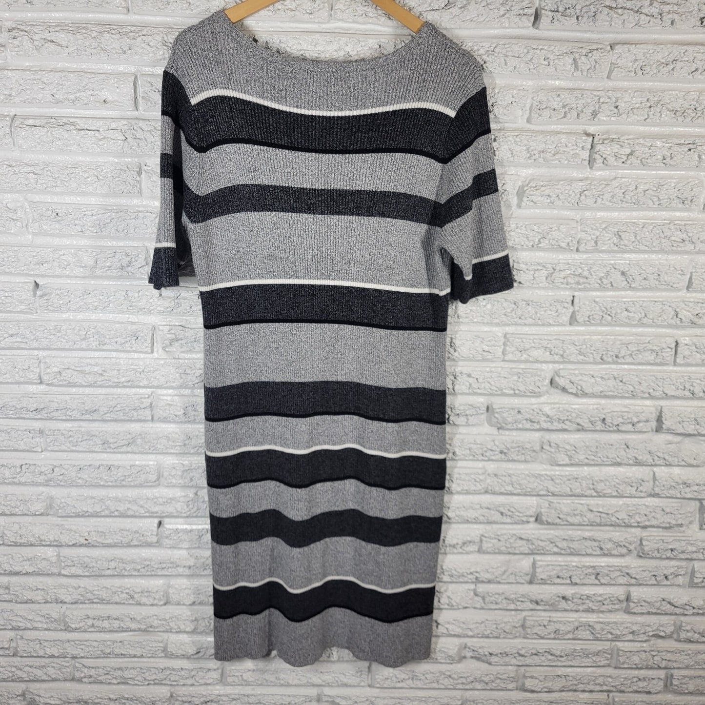 Cato Est 1946 Womens Dress Extra Large XL Sweater Gray Stripe Pullover Comfy