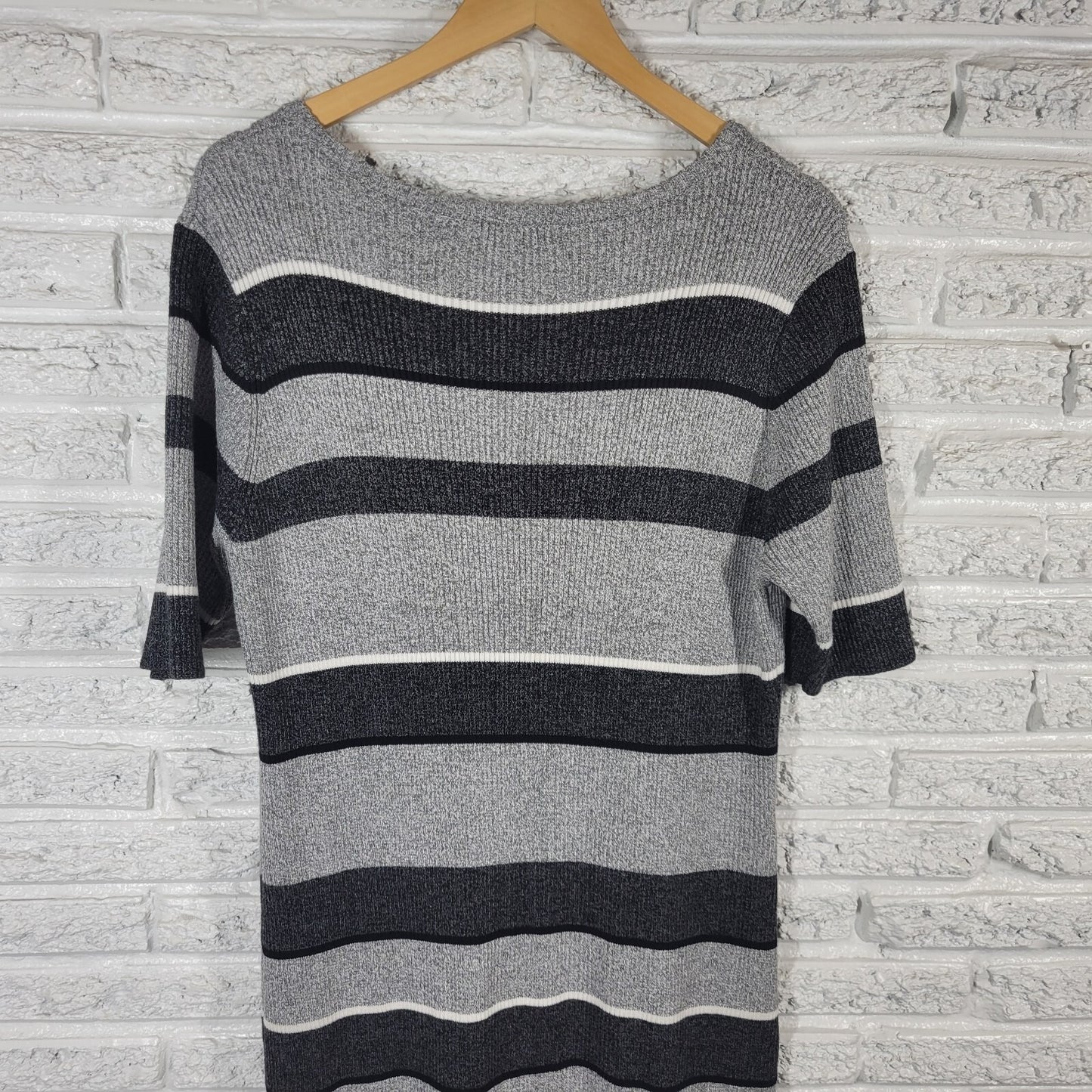 Cato Est 1946 Womens Dress Extra Large XL Sweater Gray Stripe Pullover Comfy