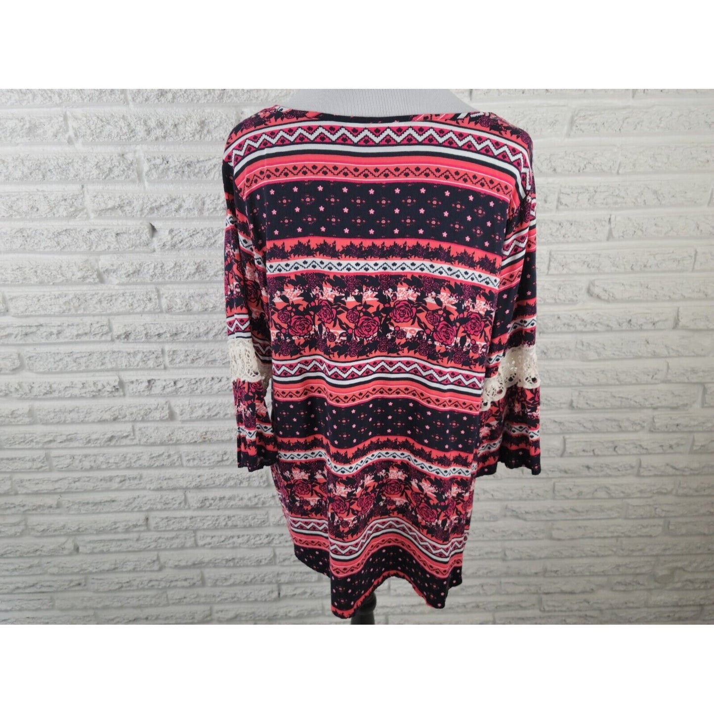 Cato Womens Top 18W 20W Plus Tunic Lace Sleeve Asymmetric Rayon Black Floral