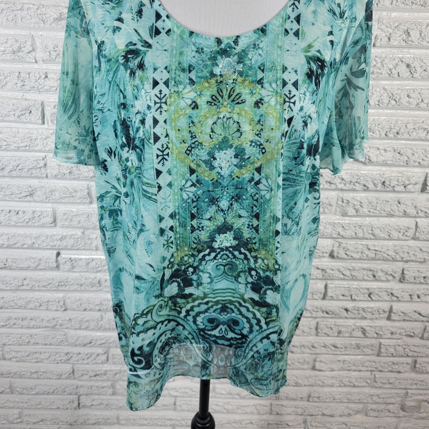 Time And Tru Women XL Blouse Blue Geometric Flutter Sleeve Rhinestone Knit Top