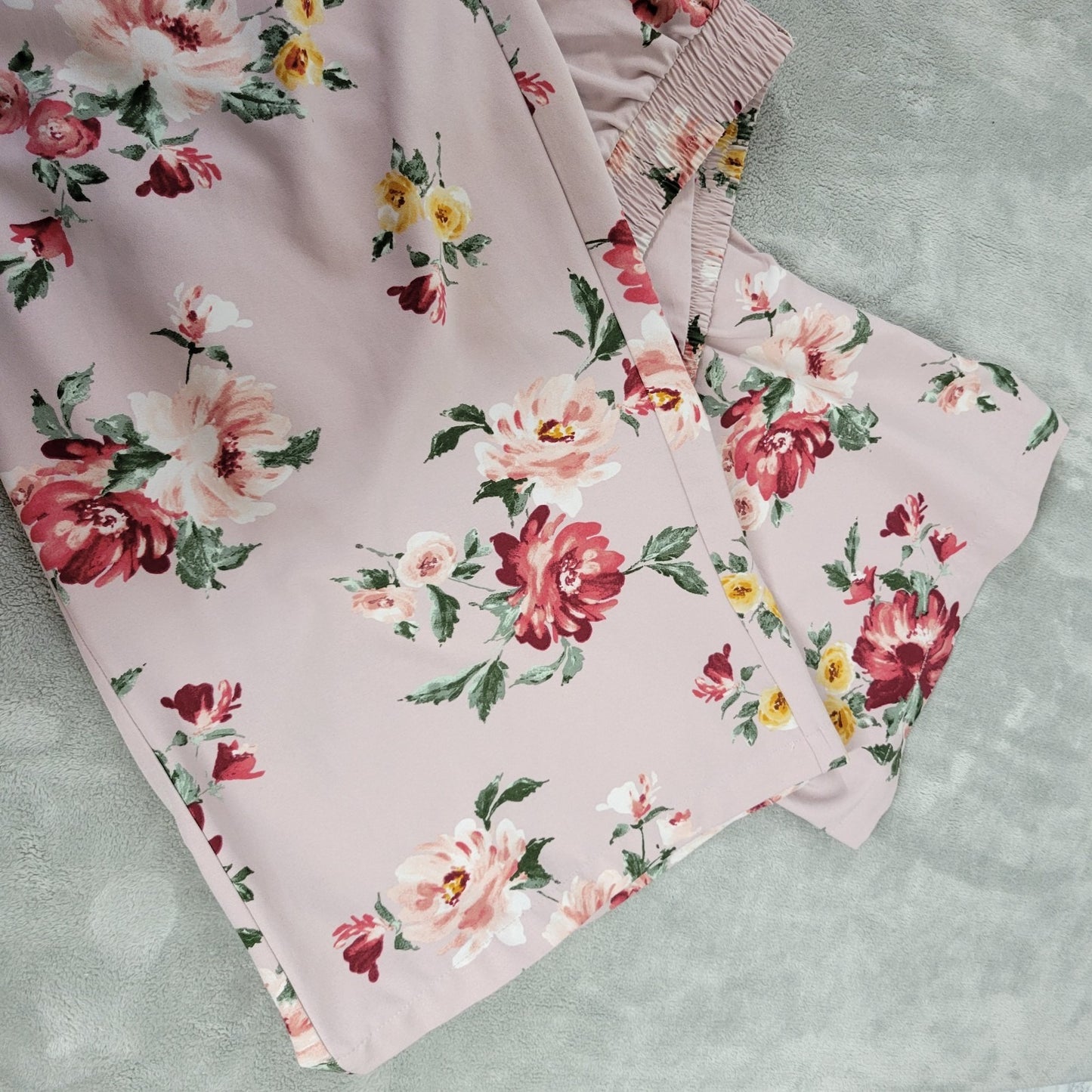 Torrid Womens Pants 3 3X Plus Pull On Lavender Floral Poly Blend Pockets Comfy