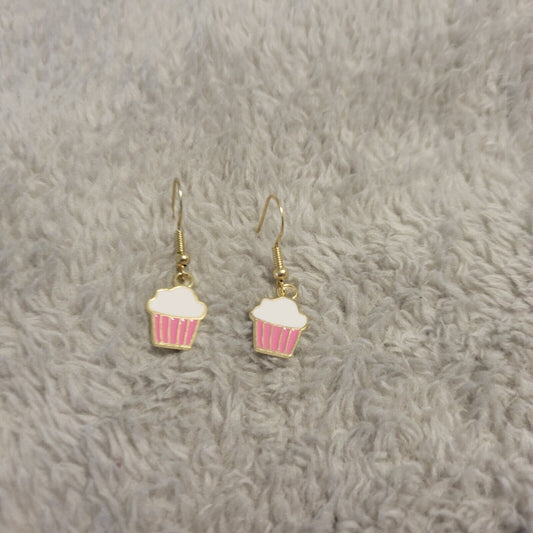 Cupcakes Earrings One Pair Gold Tone Pink Fish Hook Dangle Hanging Novelty