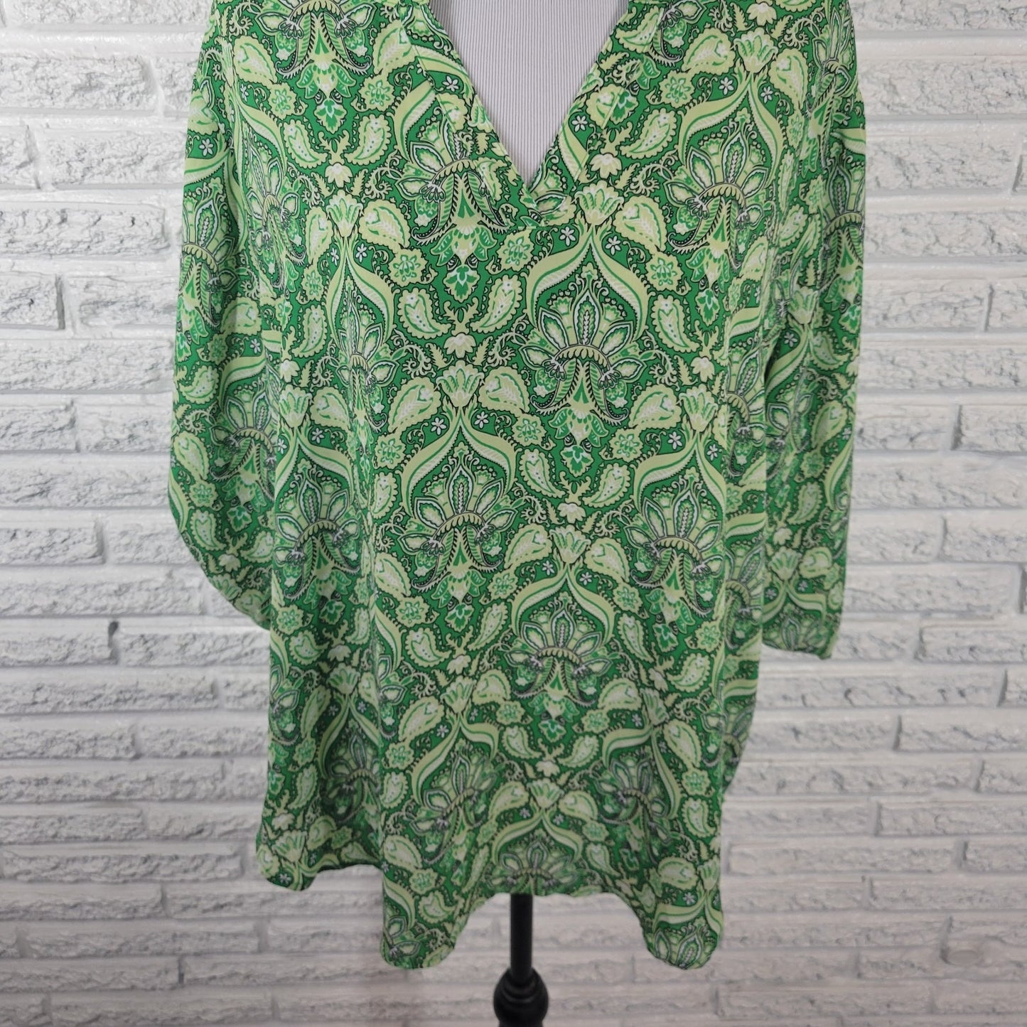 Cato Est 1946 Womens Top 18P 20P Petite Roll Tab Sleeve Semi Sheer Green Floral